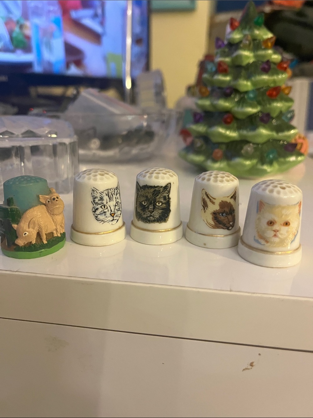 Porcelain Cat Thimble Set - White Ceramic Cat Portraits